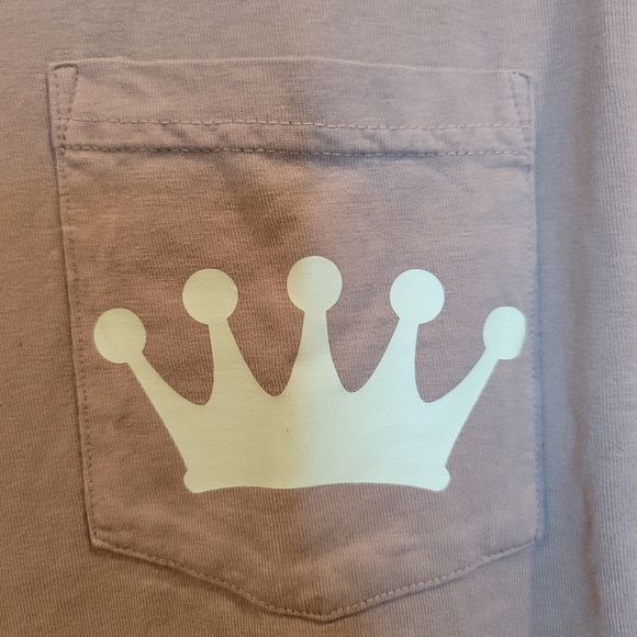 Free with purchase! Crown long t-shirt made by me! - Picture 3 of 6